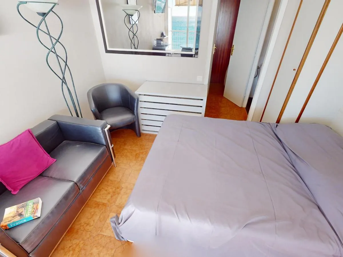 Apartment Studio Climatise Avec Terrasse Face A La Mer - Fr-1-196-346 Menton France